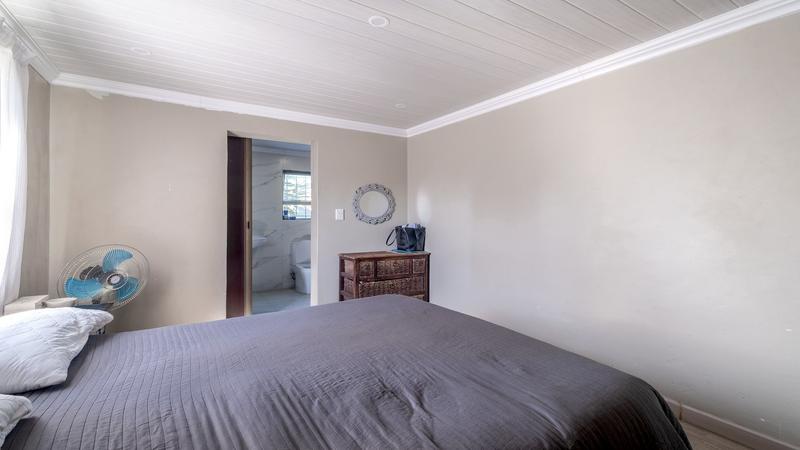 4 Bedroom Property for Sale in Glenwood Western Cape
